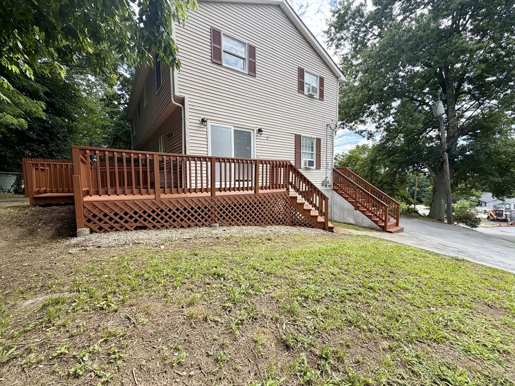 46 Winneconnett Rd Property Photo 2