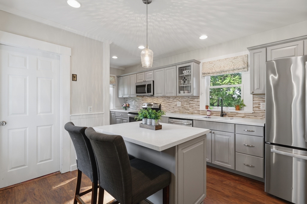 12 Elm Street Property Photo 8