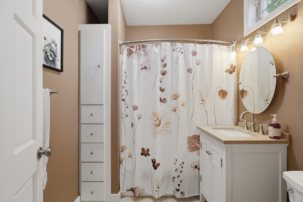 12 Elm Street Property Photo 16