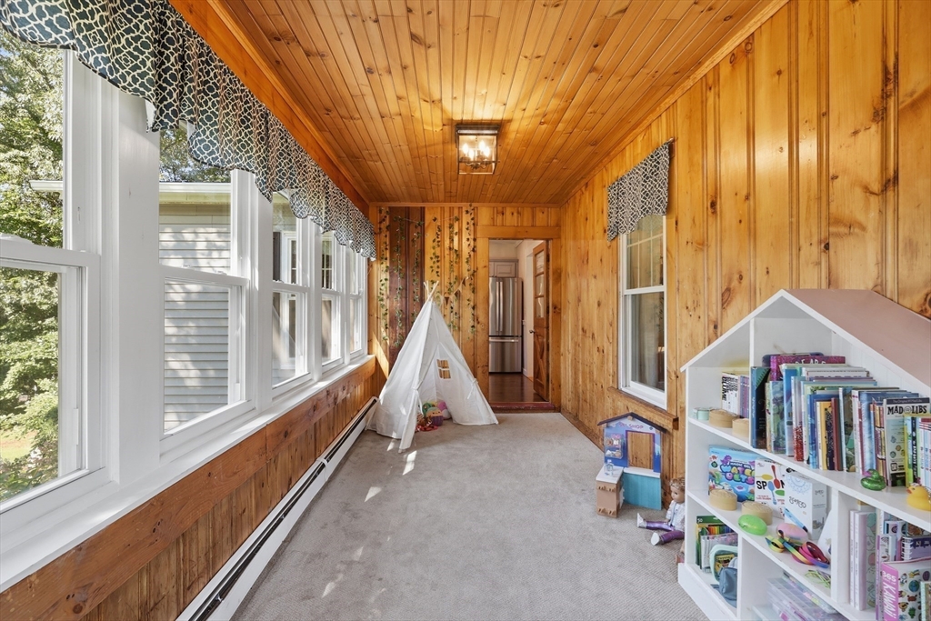 12 Elm Street Property Photo 17