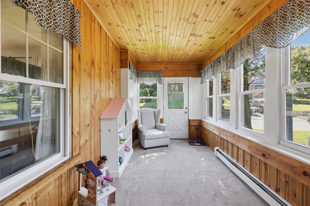12 Elm Street Property Photo 18