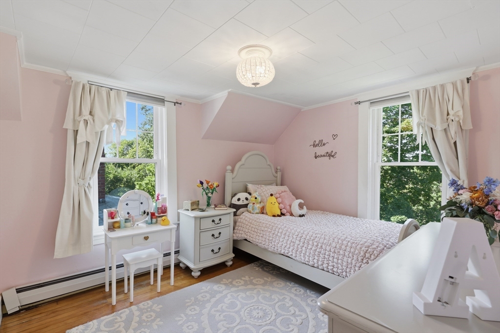 12 Elm Street Property Photo 23
