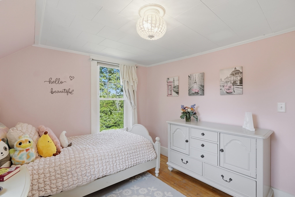 12 Elm Street Property Photo 24