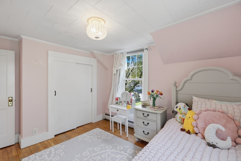 12 Elm Street Property Photo 25