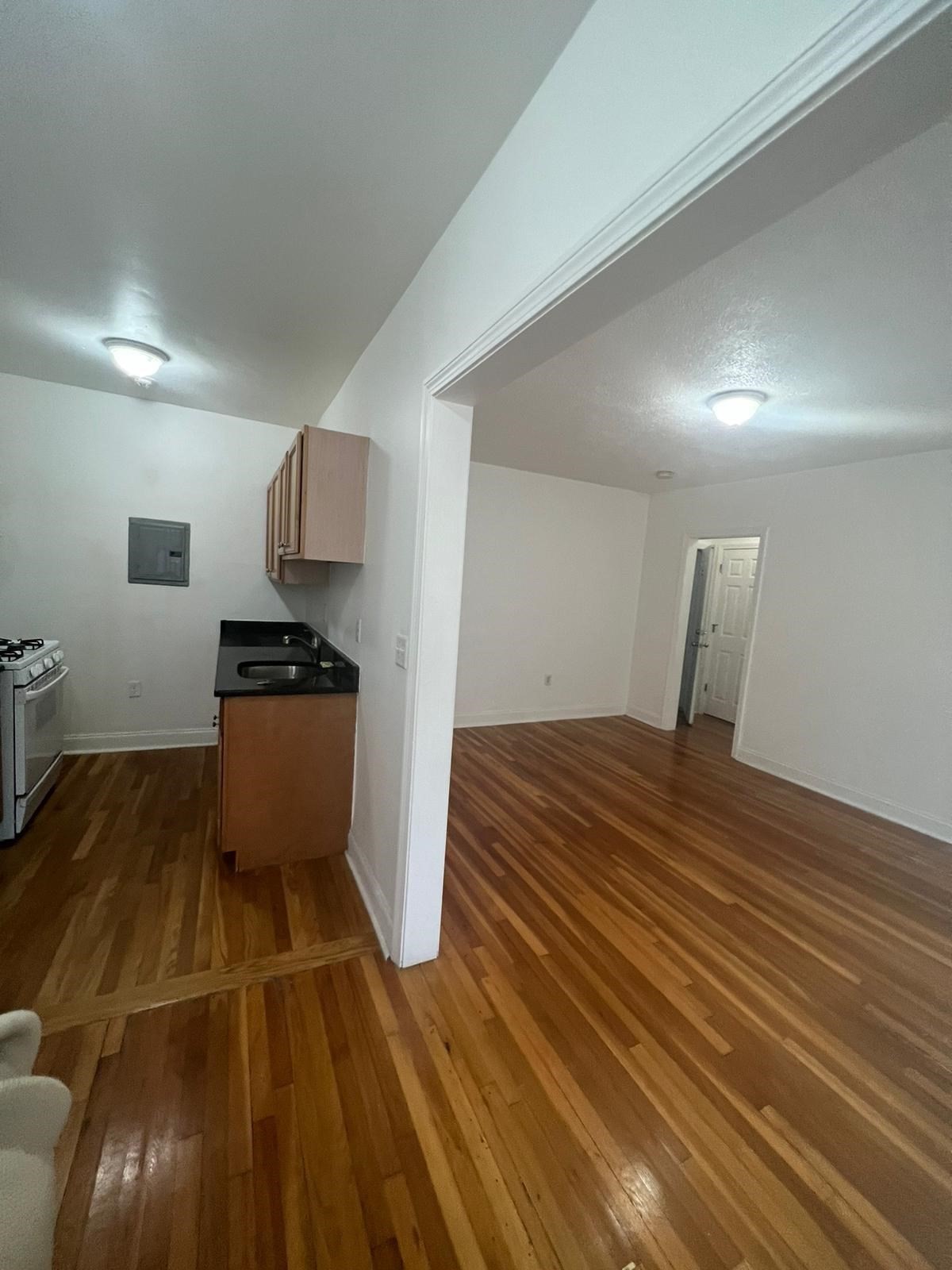 10 Yeamans Street # 5 Property Photo 4