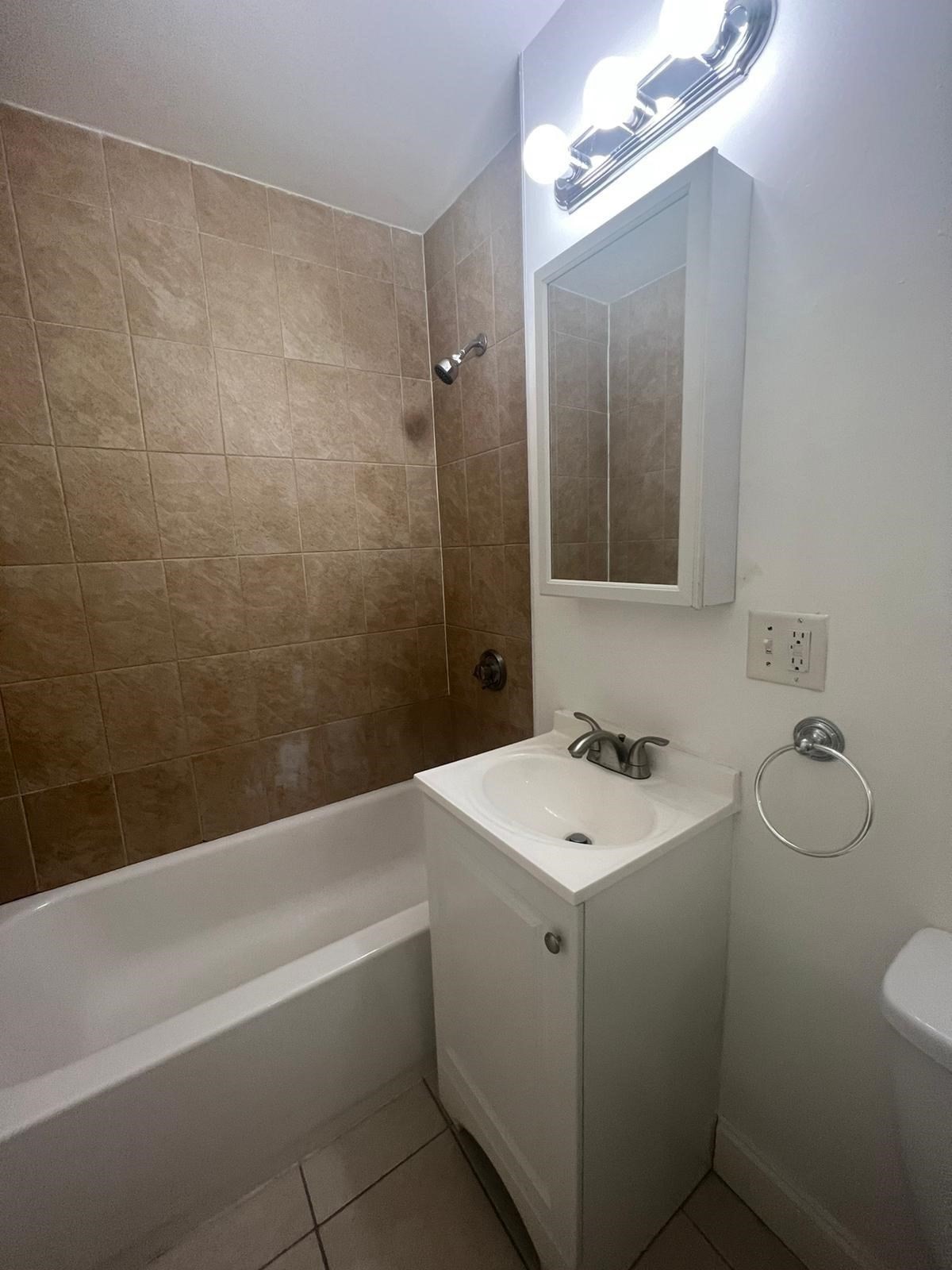 10 Yeamans Street # 5 Property Photo 5