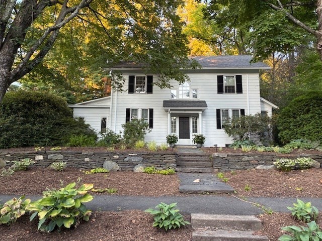100 Dana Property Photo 1