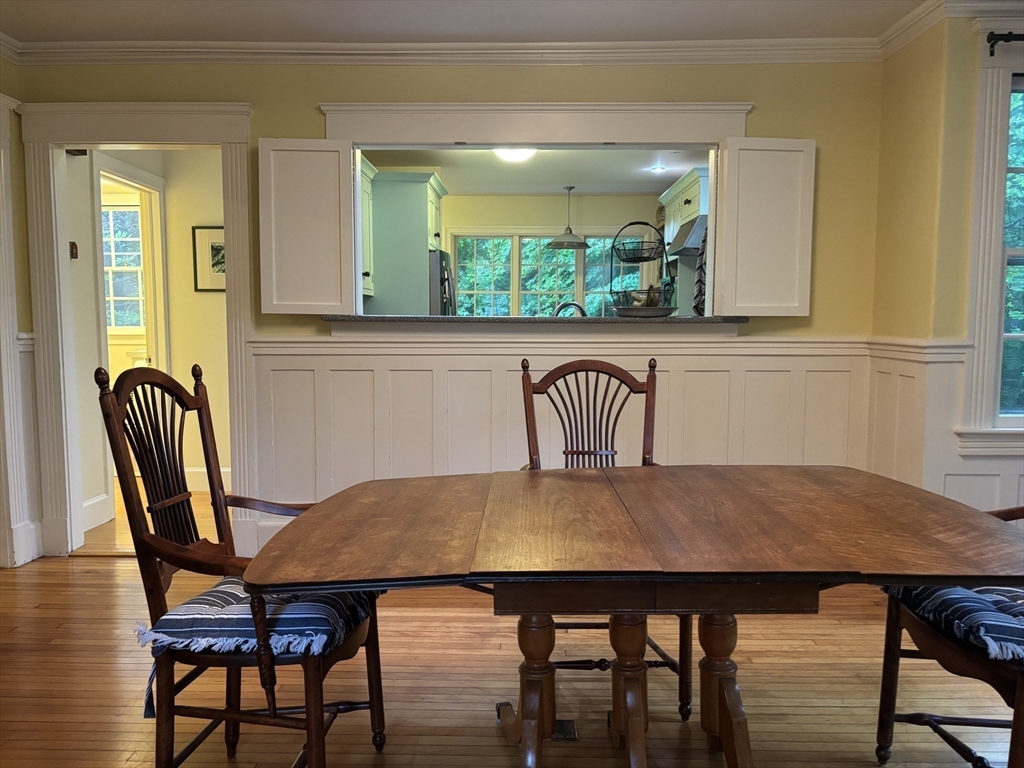 100 Dana Property Photo 11