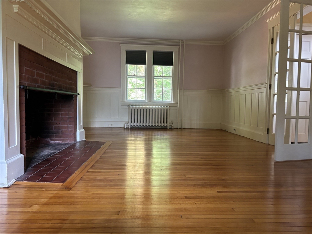 100 Dana Property Photo 19