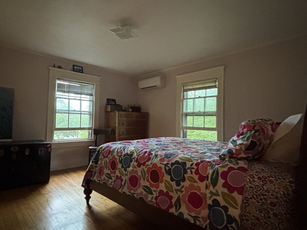 100 Dana Property Photo 26