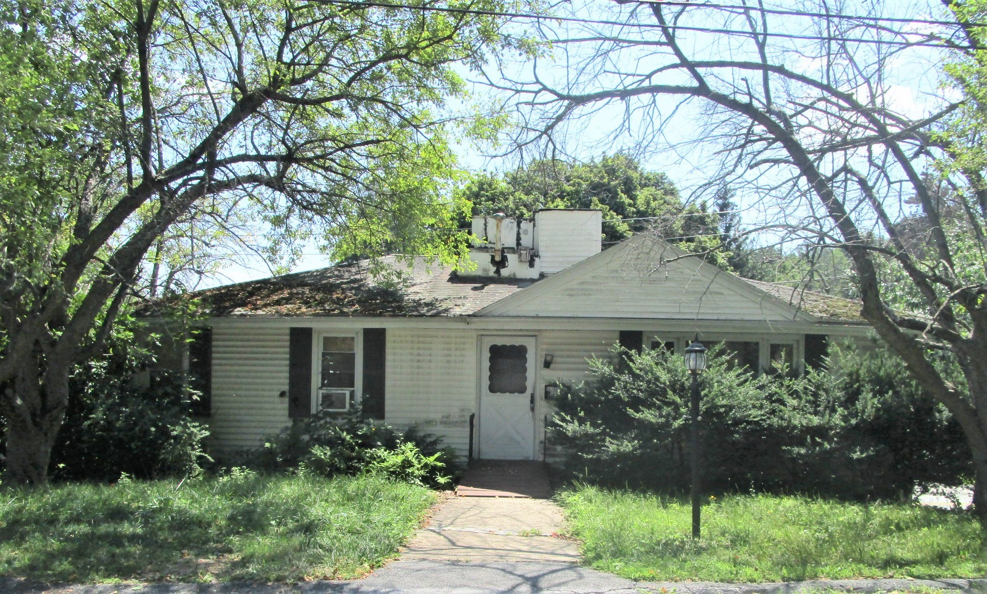 21 Baxter St Property Photo 3