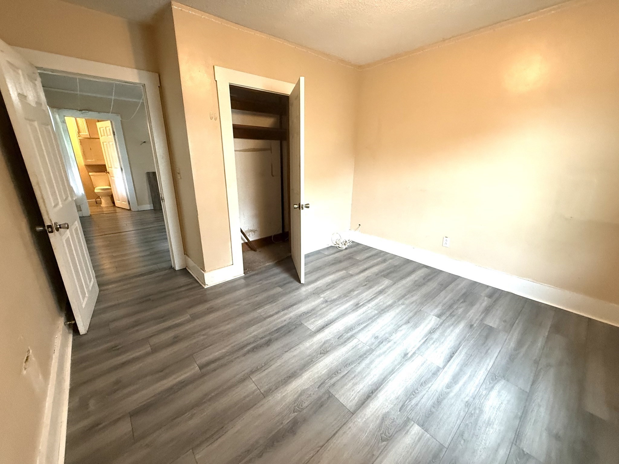 161 Plymouth St Property Photo 9