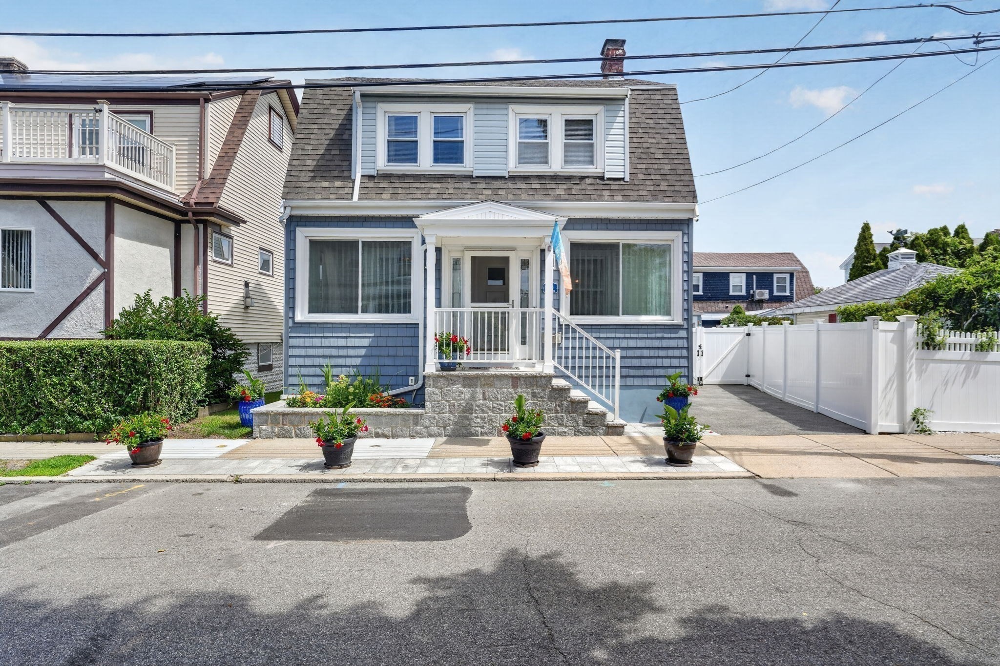 100 Whitin Ave Property Photo 1