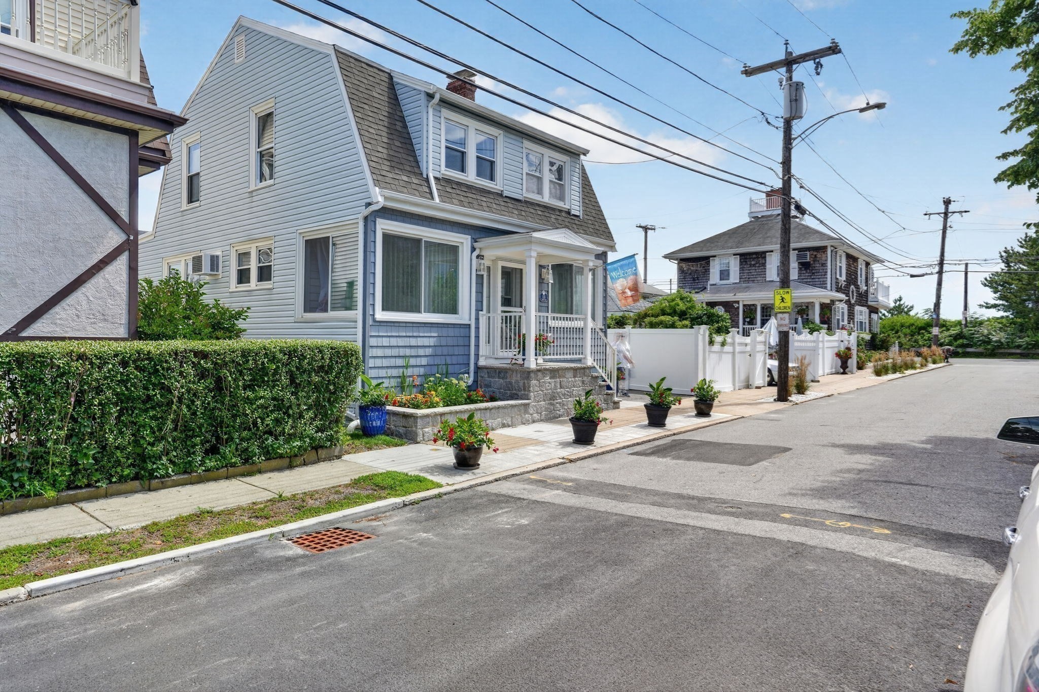 100 Whitin Ave Property Photo 3