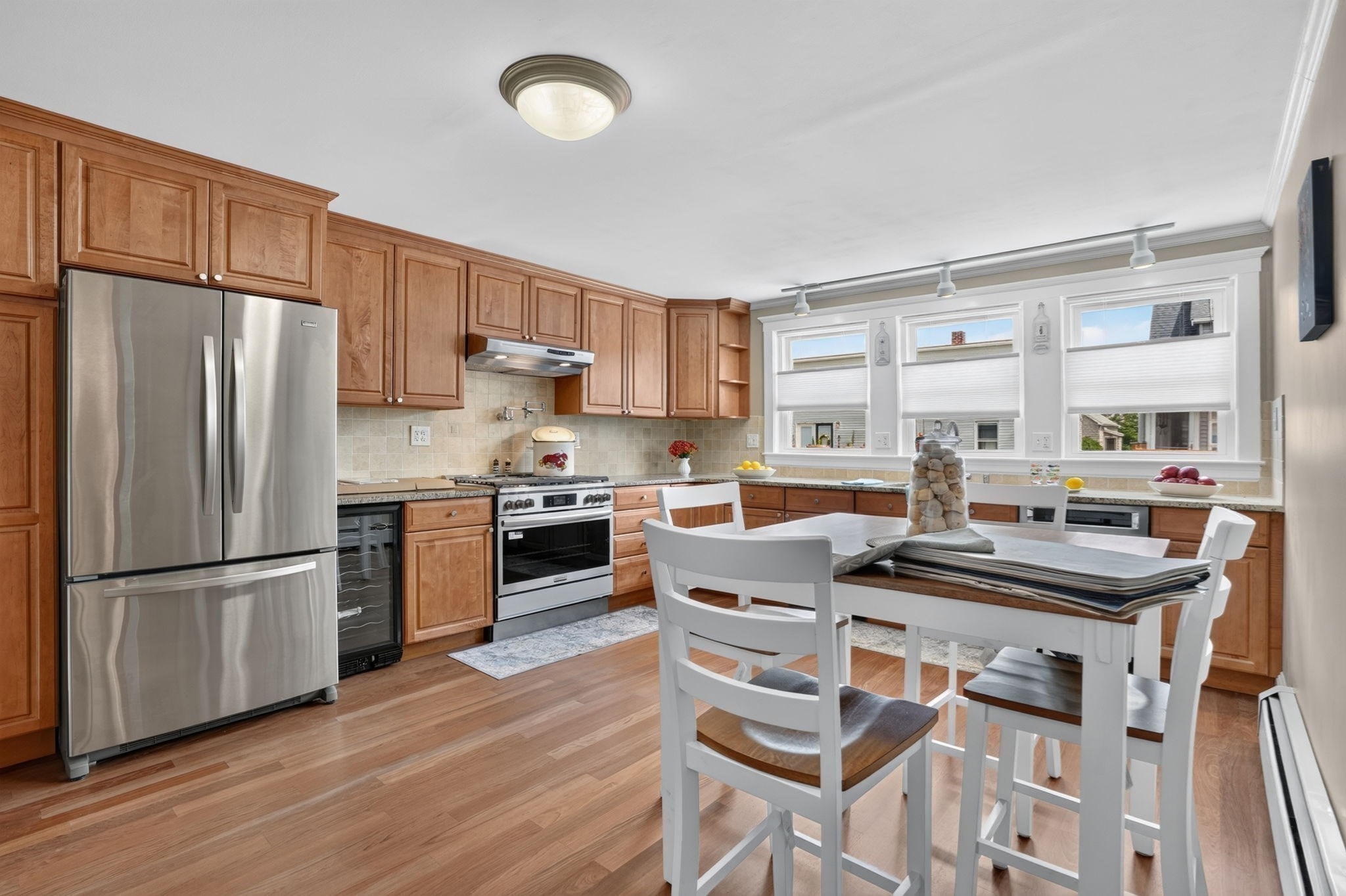 100 Whitin Ave Property Photo 10