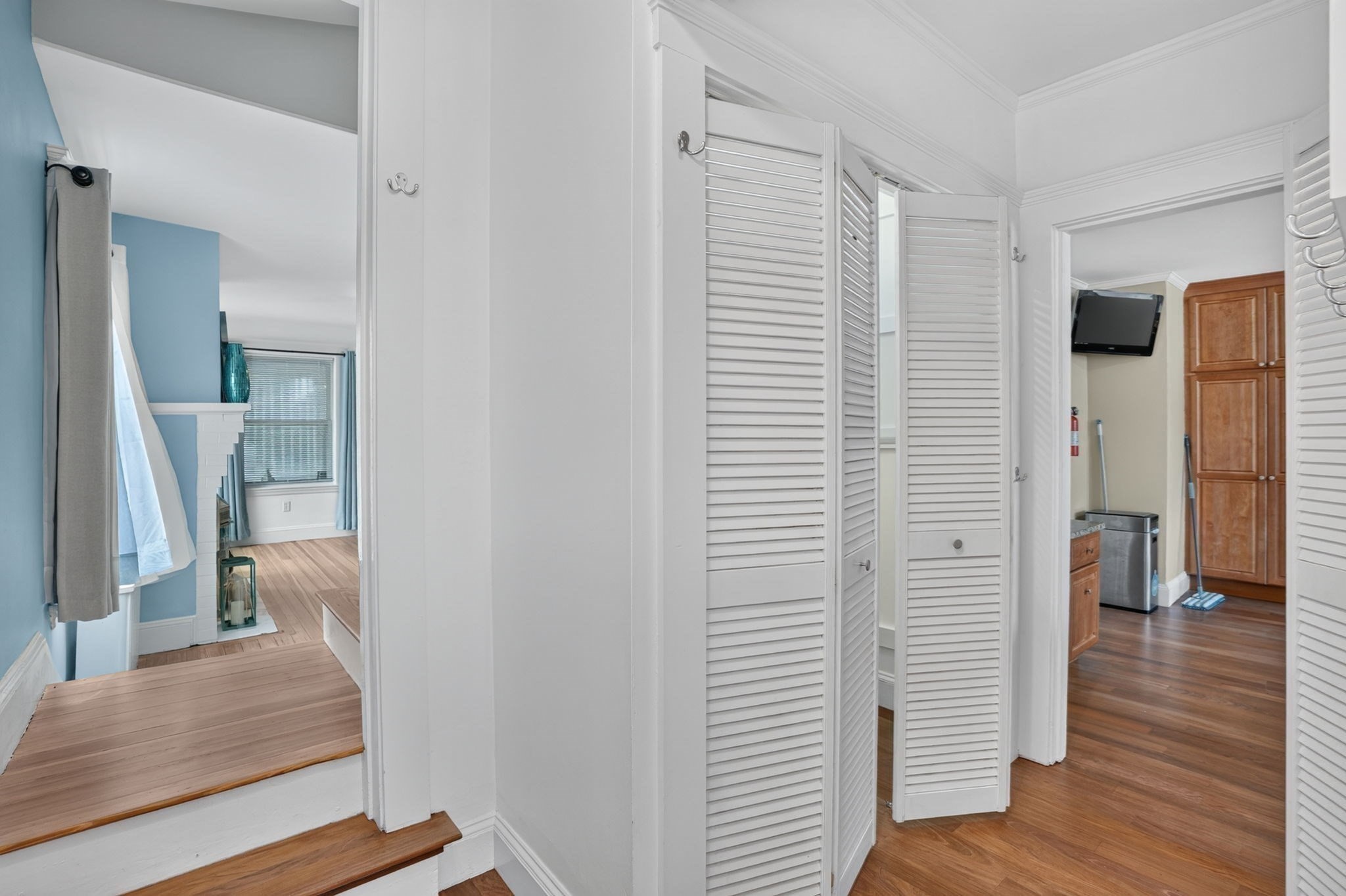 100 Whitin Ave Property Photo 15