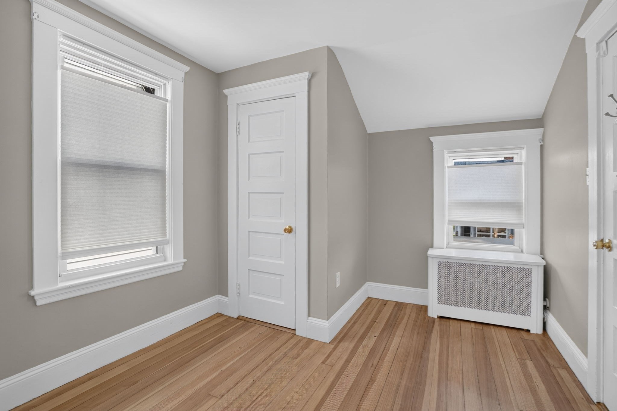 100 Whitin Ave Property Photo 19