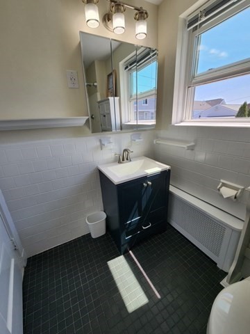100 Whitin Ave Property Photo 22
