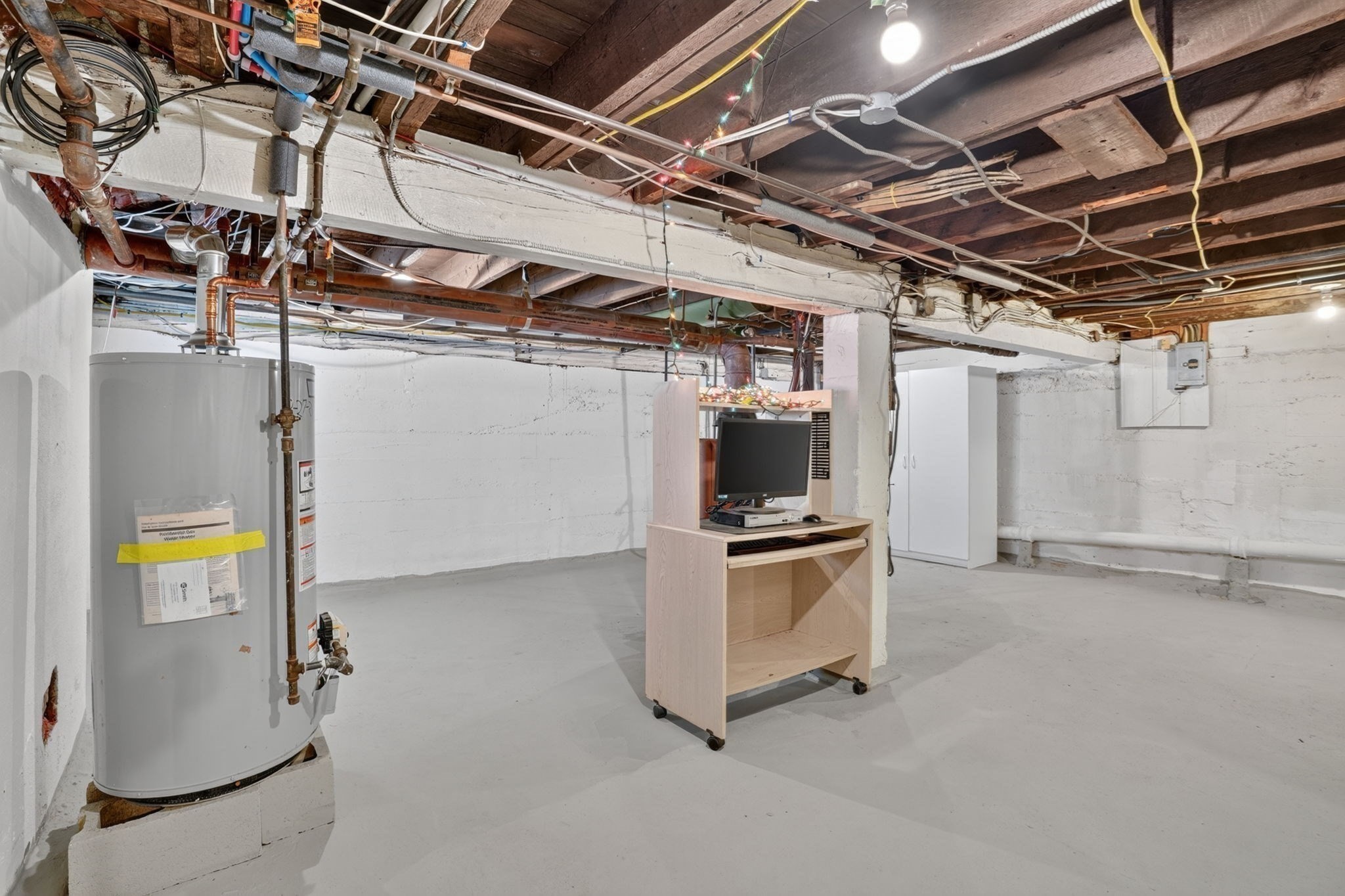 100 Whitin Ave Property Photo 23