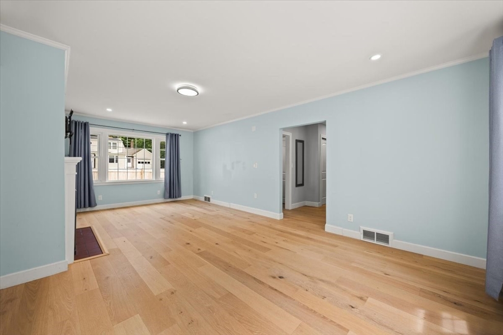 5 Highland Avenue Property Photo 17