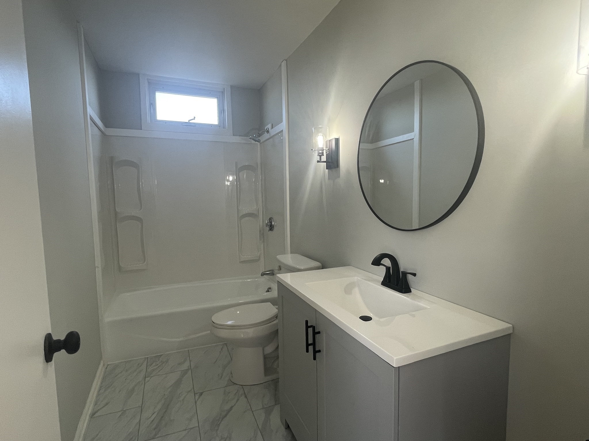 48 Woodlawn St # 2 Property Photo 4