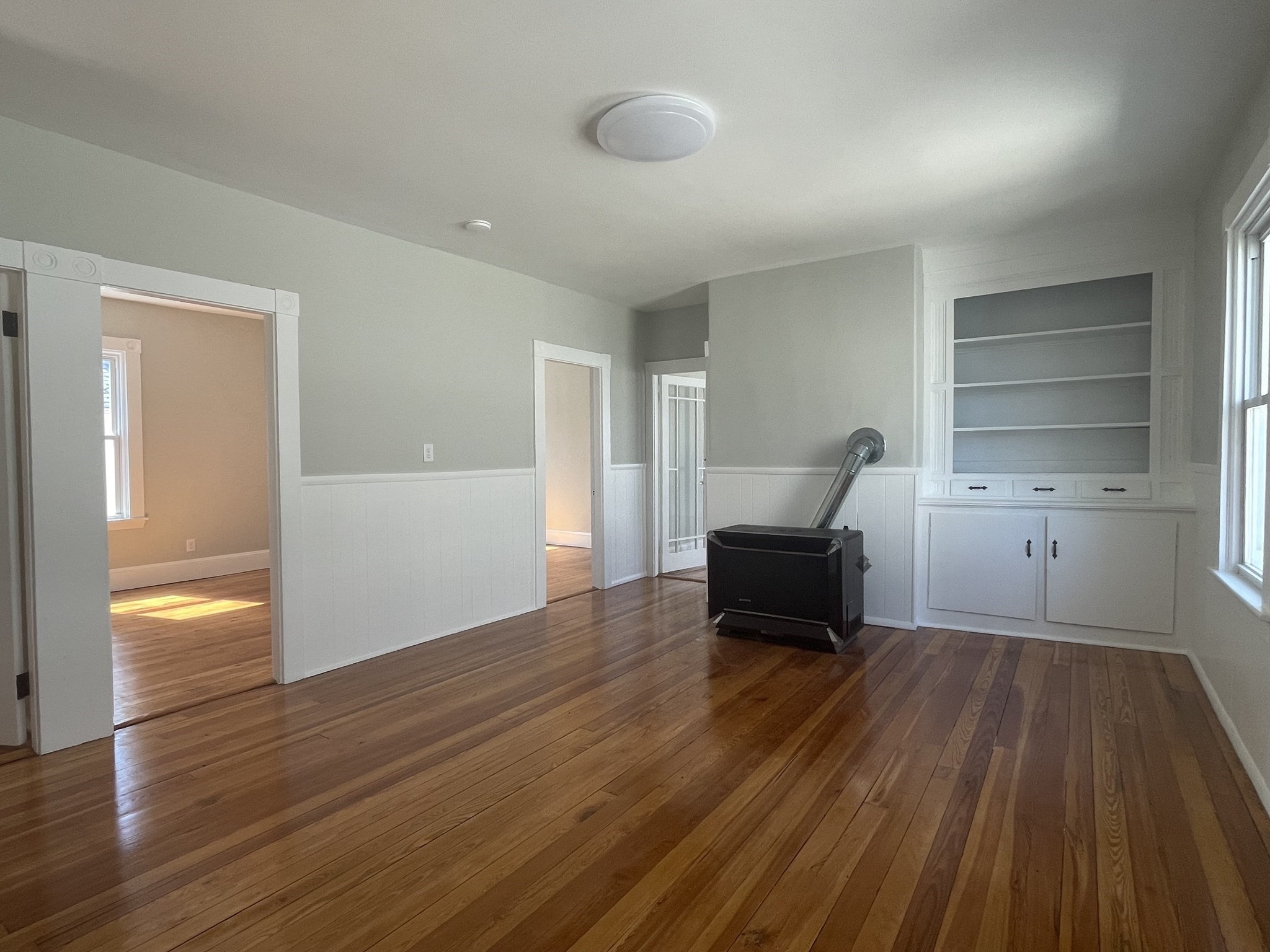 48 Woodlawn St # 2 Property Photo 11