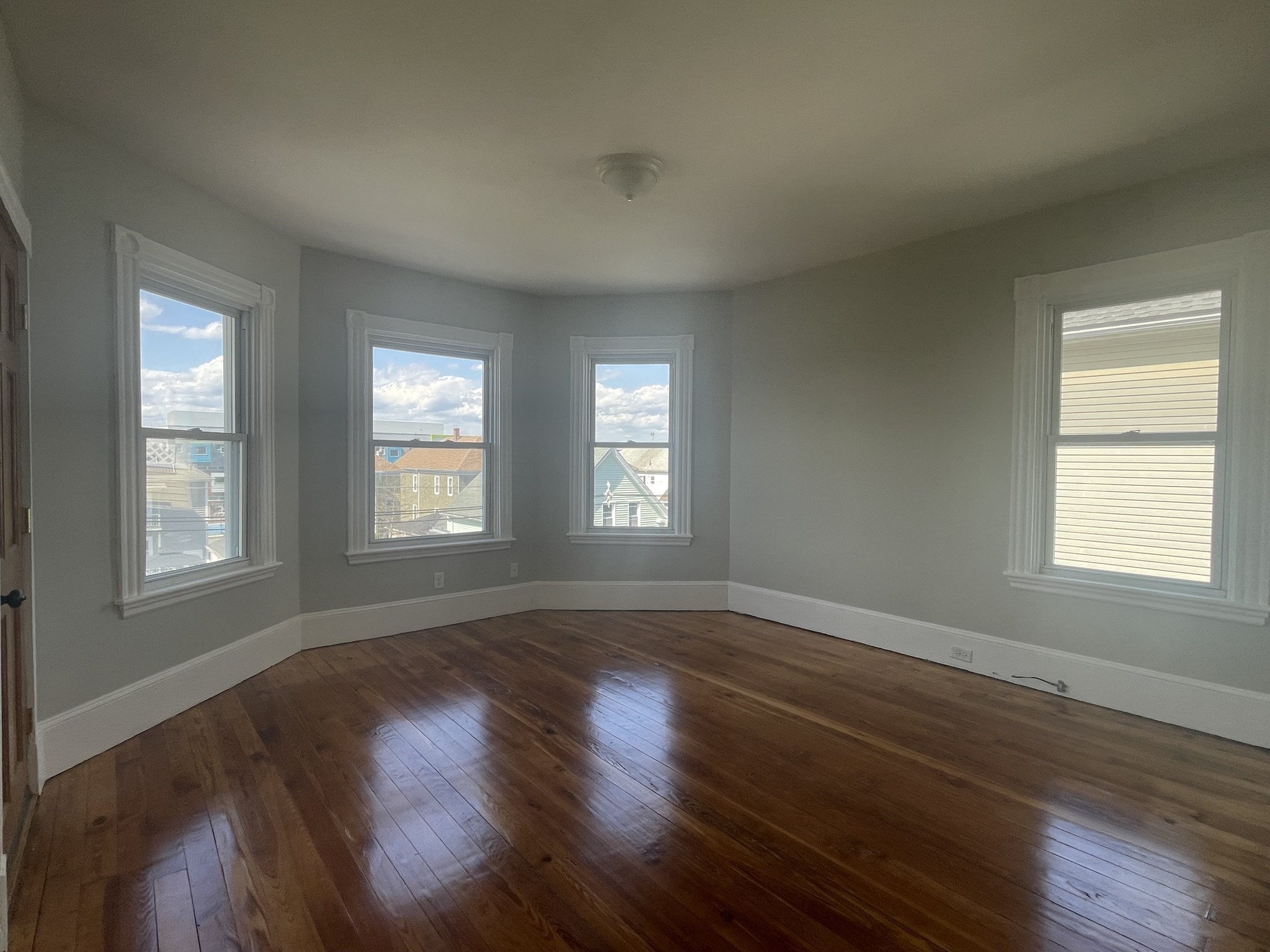 48 Woodlawn St # 2 Property Photo 17