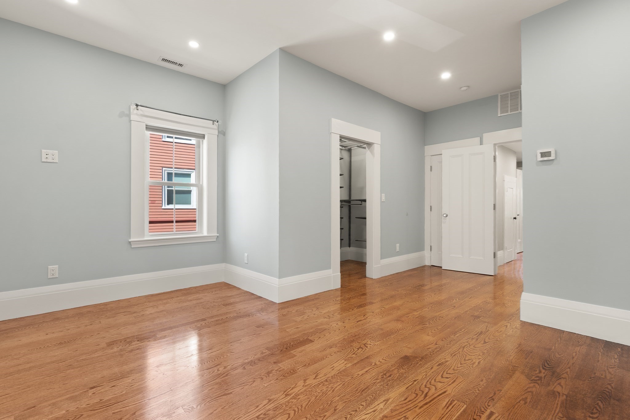 70 School St Property Photo 11