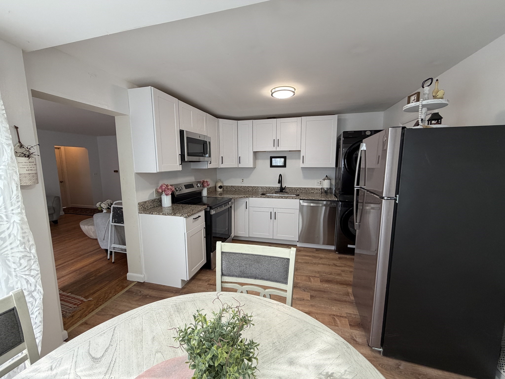 55 Pomeroy Ave # 3 Property Photo 6