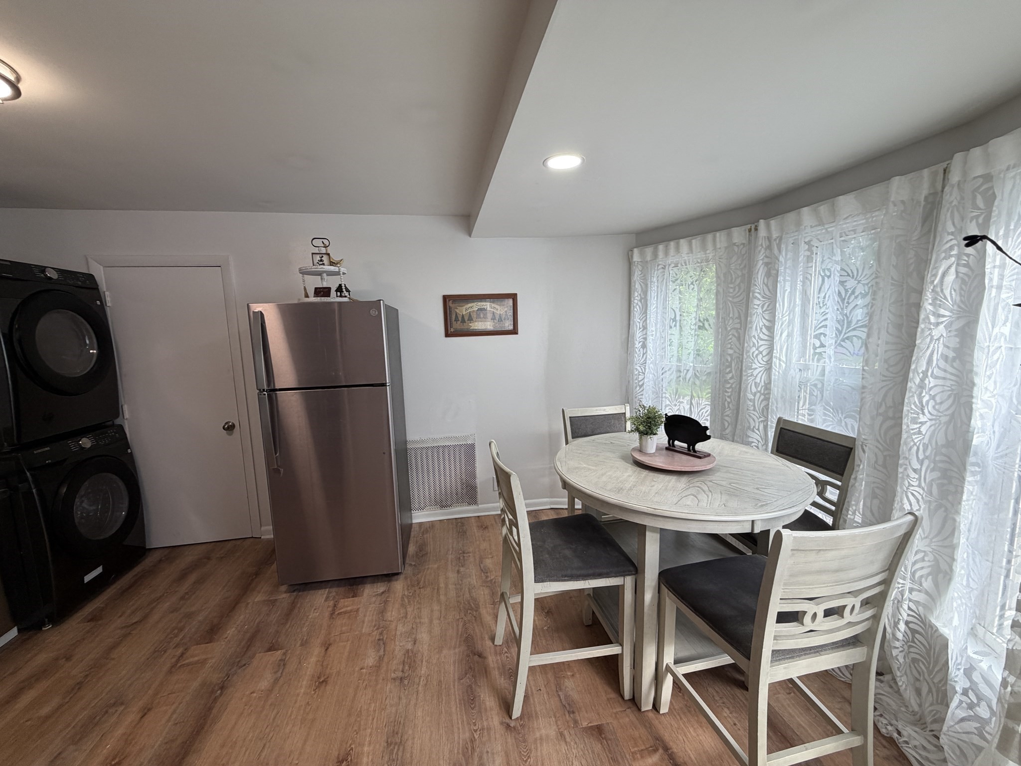 55 Pomeroy Ave # 3 Property Photo 8