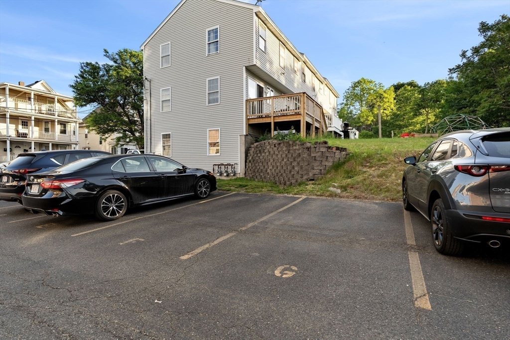 58 Almont St # 12 Property Photo 8