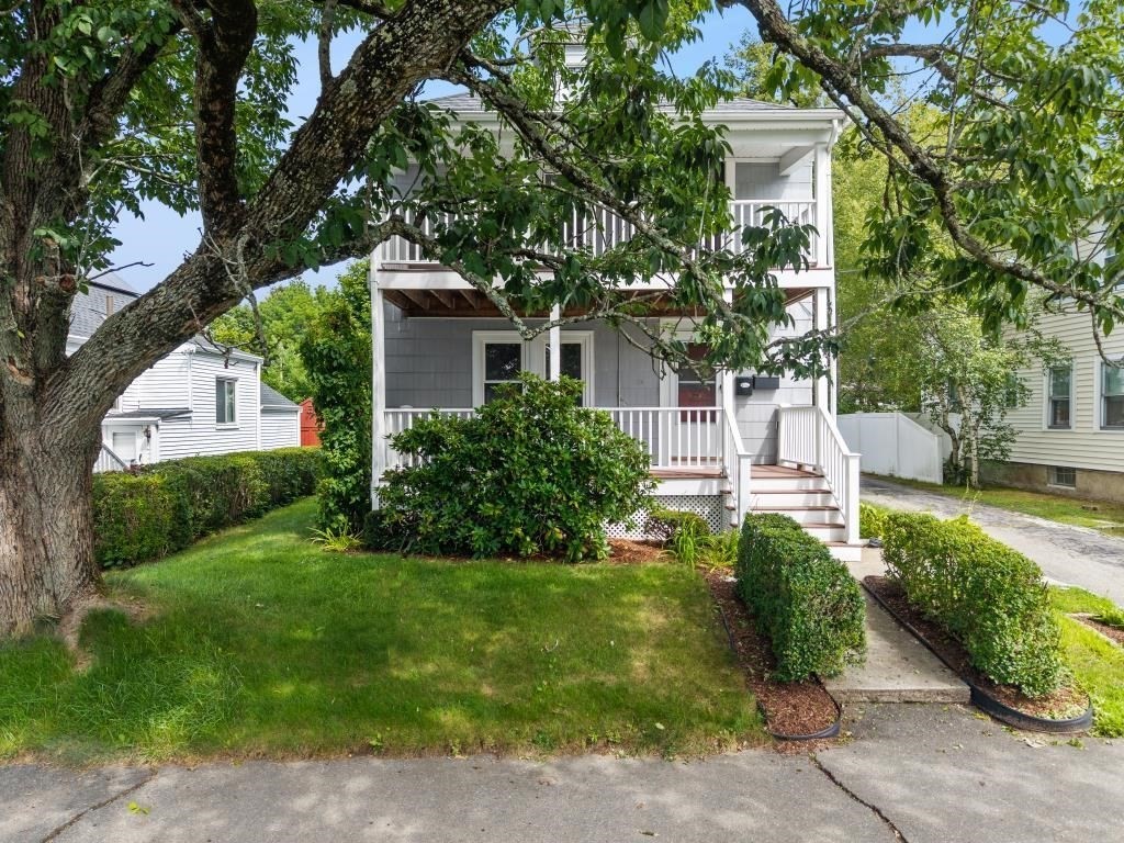 227 Dover St Property Photo 2