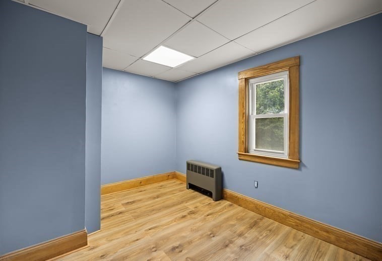 227 Dover St Property Photo 21