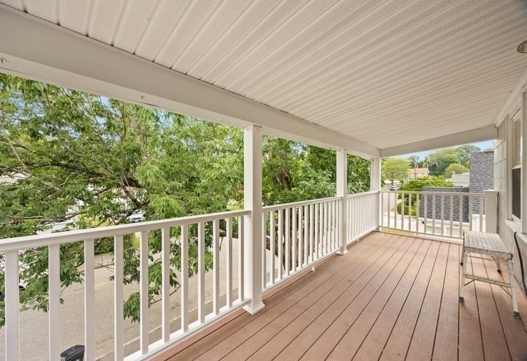 227 Dover St Property Photo 36