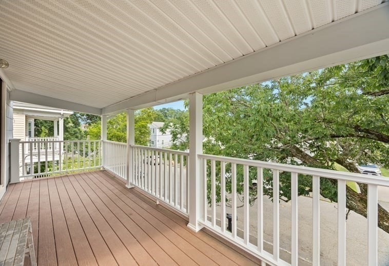 227 Dover St Property Photo 37
