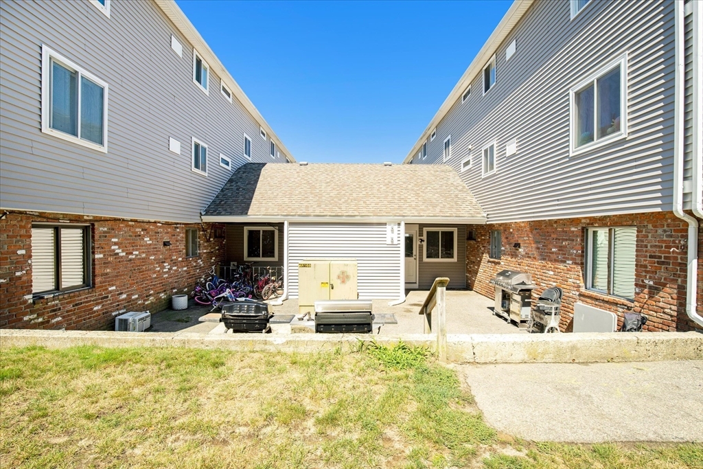 8 Royal Dane Dr # 68 Property Photo 29