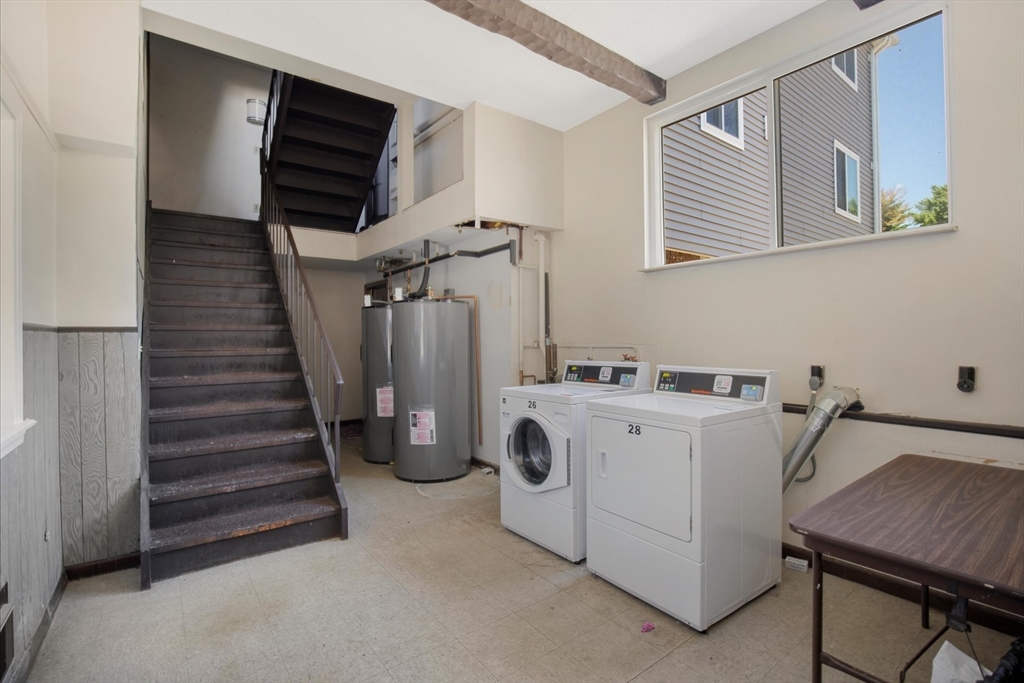 8 Royal Dane Dr # 68 Property Photo 31