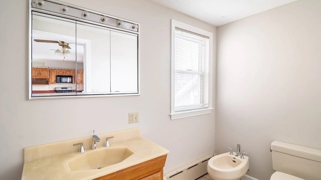 88 Glen St # 2 Property Photo 8