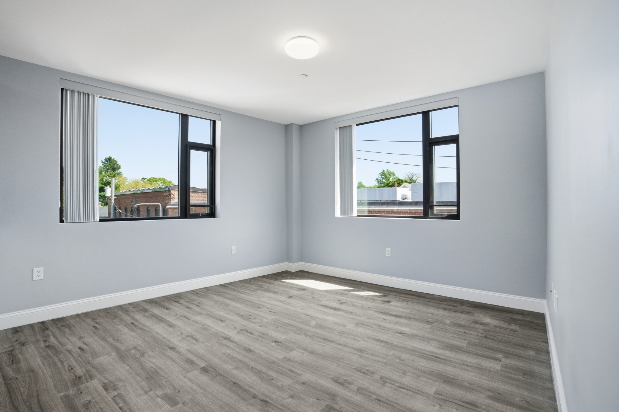632 Centre St # 204 Property Photo 8