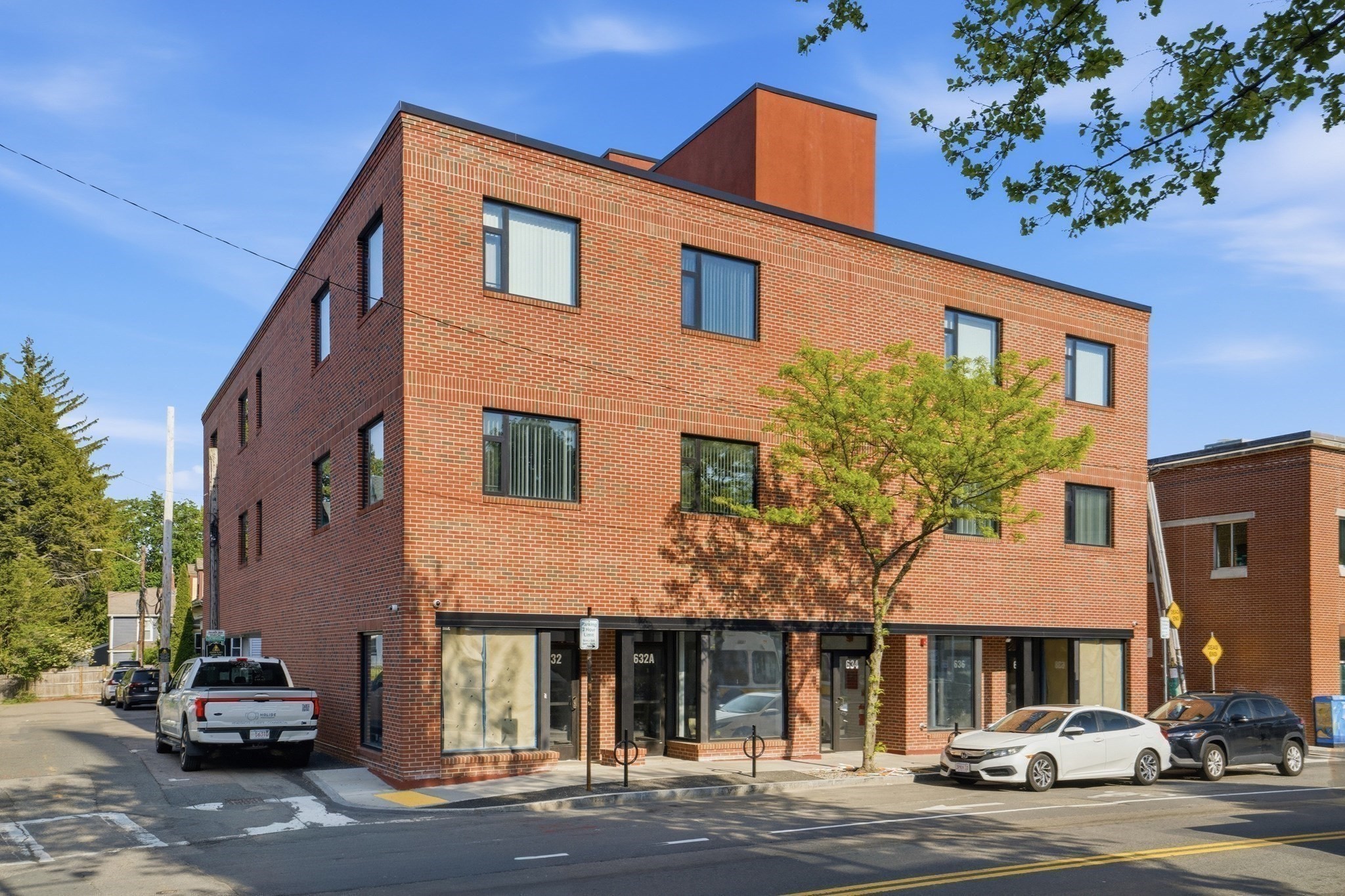 632 Centre St # 204 Property Photo 12