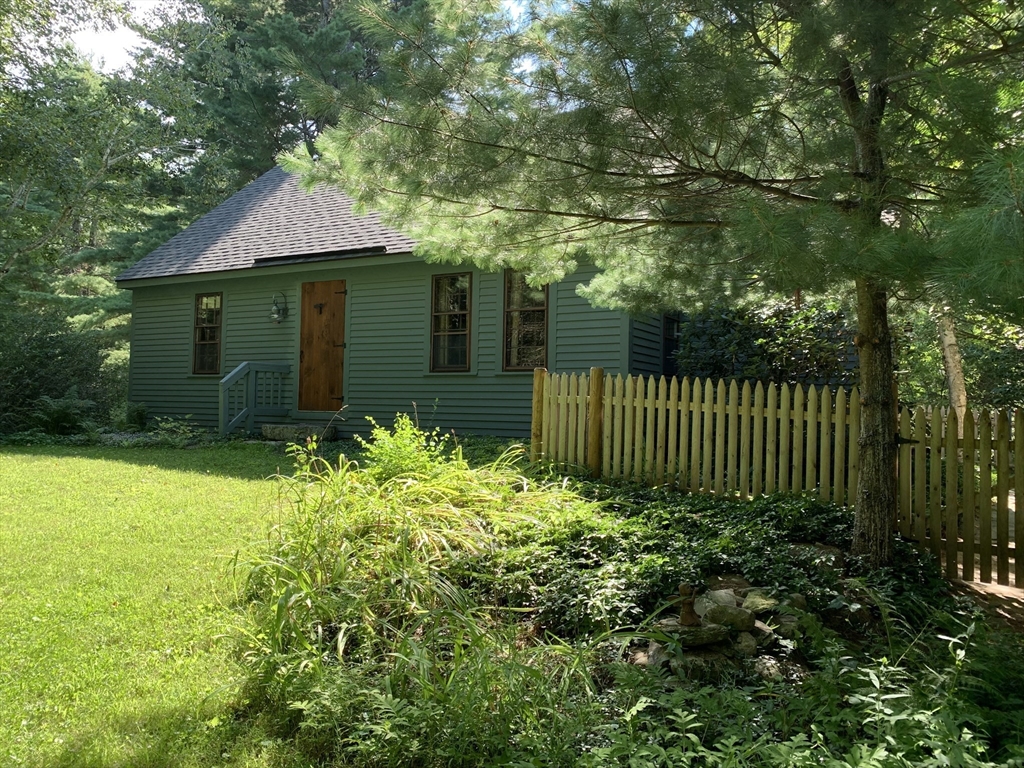 81 Vinton Pond Rd