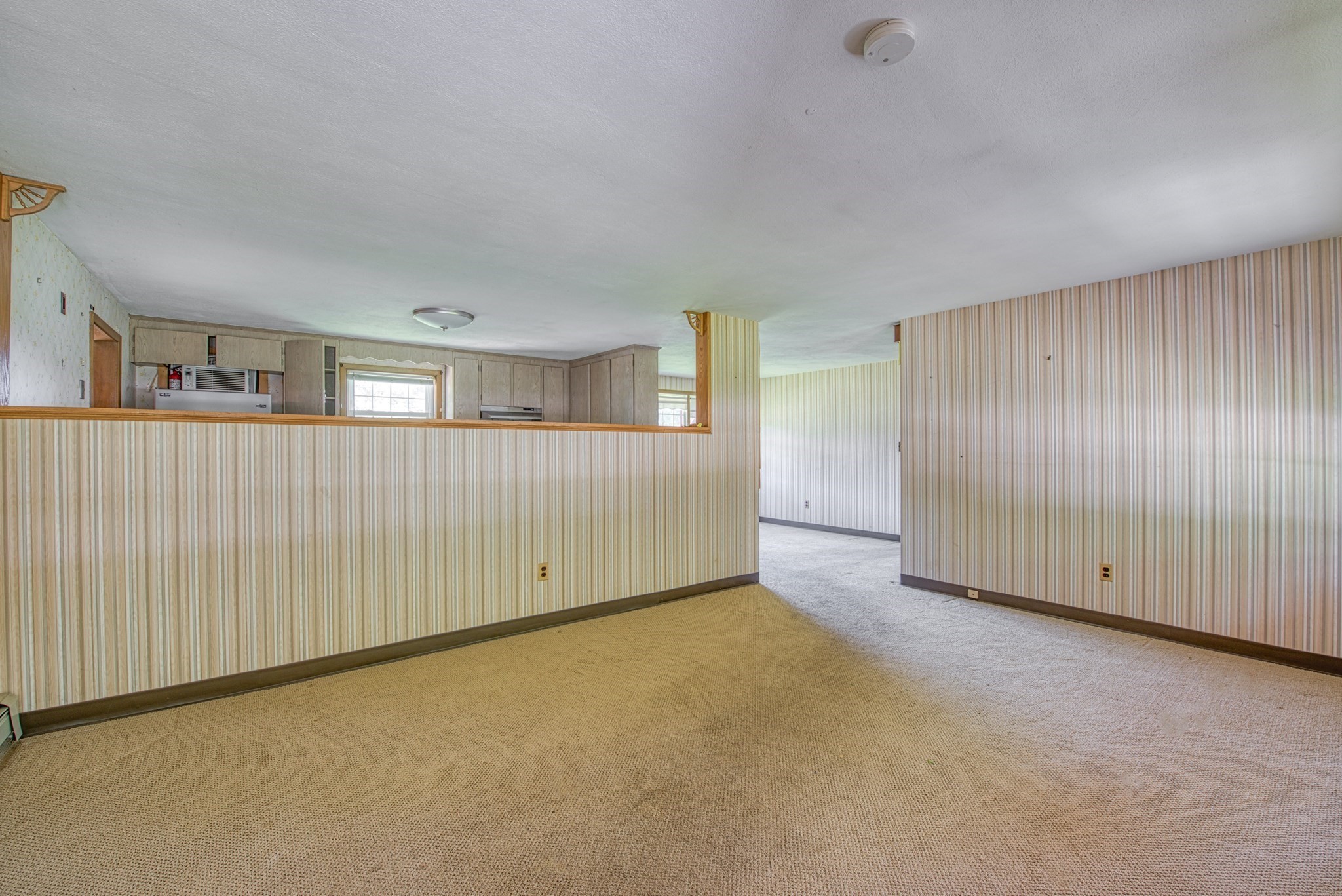 33 Upton St Property Photo 7