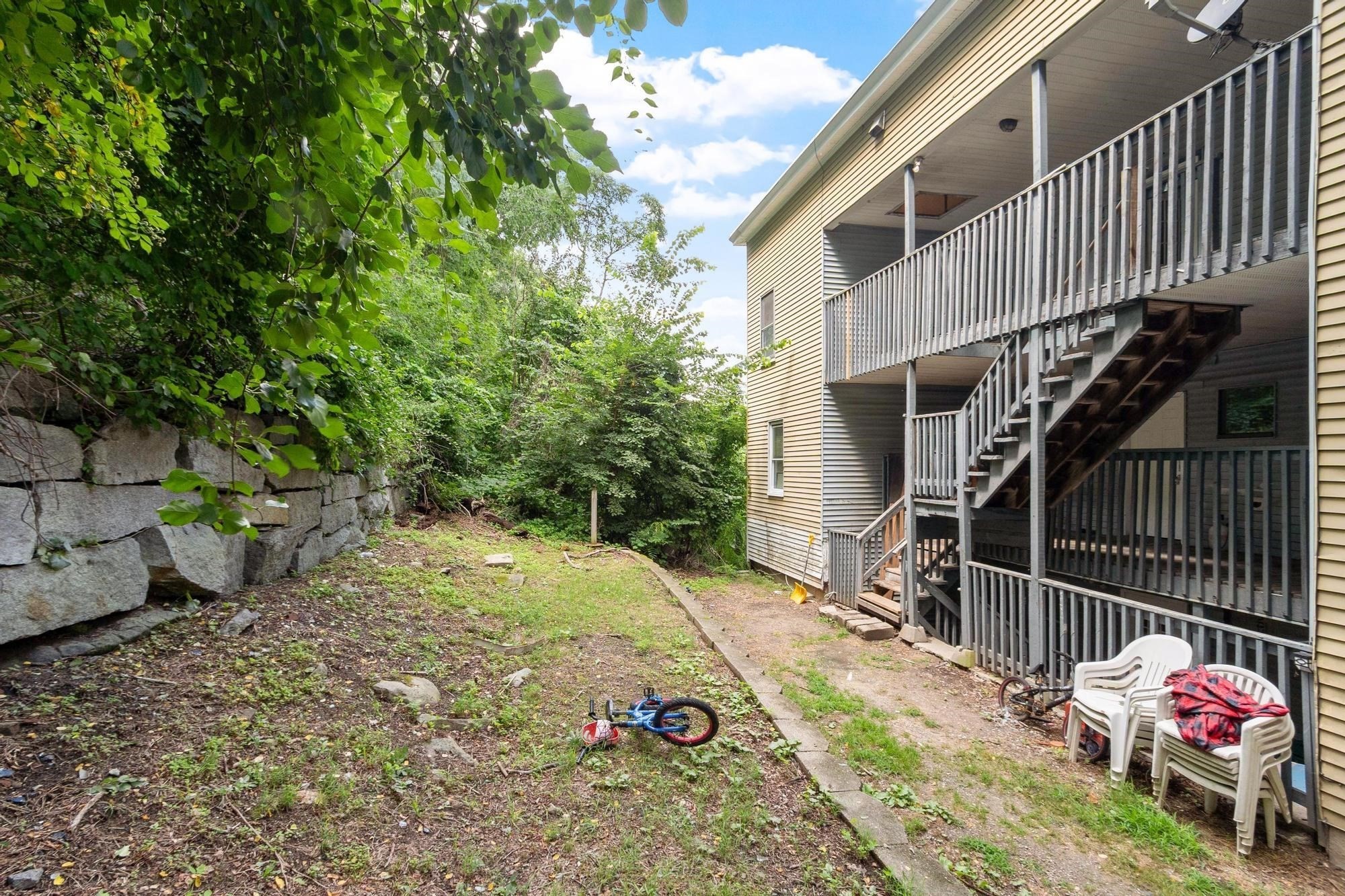 420 Kimball Property Photo 5
