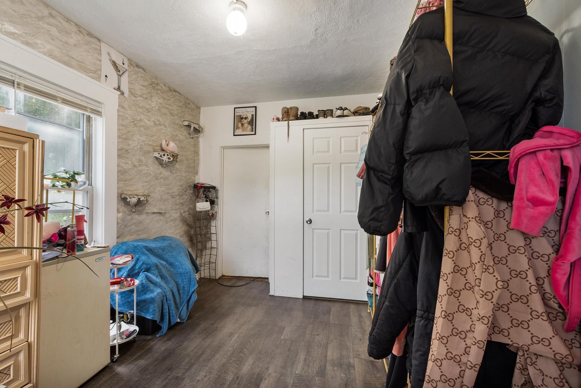 420 Kimball Property Photo 20