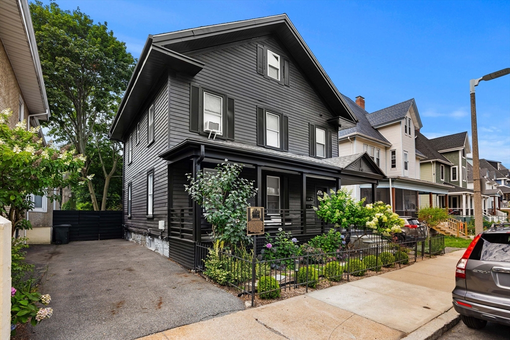 14 Wabon St Property Photo 1