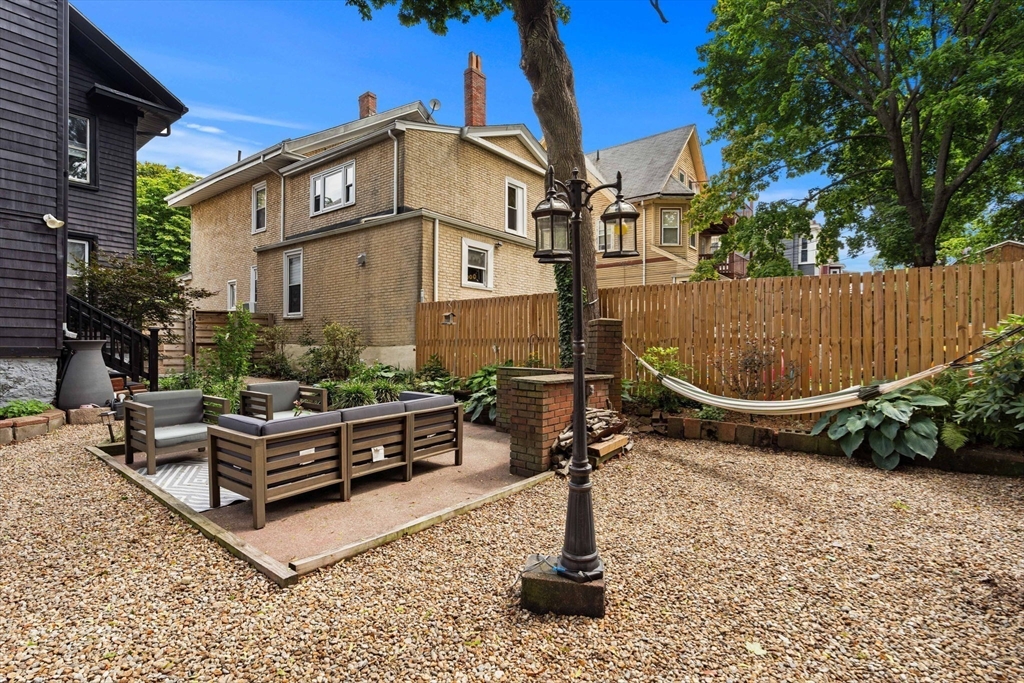14 Wabon St Property Photo 8