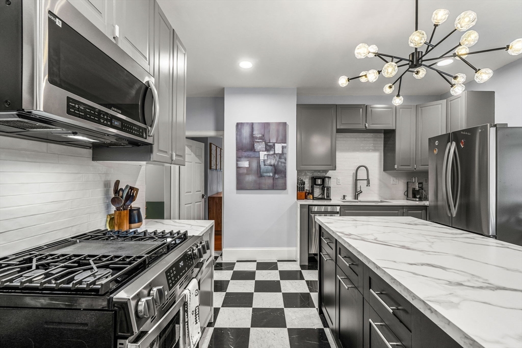 14 Wabon St Property Photo 11