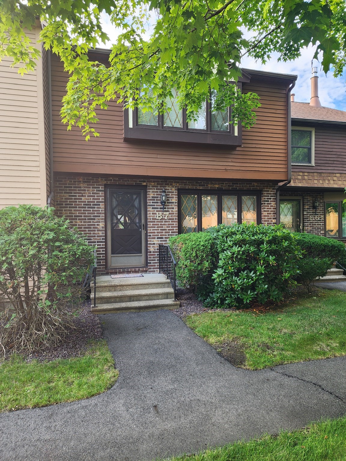B7 Scotty Hollow Dr # B7 Property Photo 1