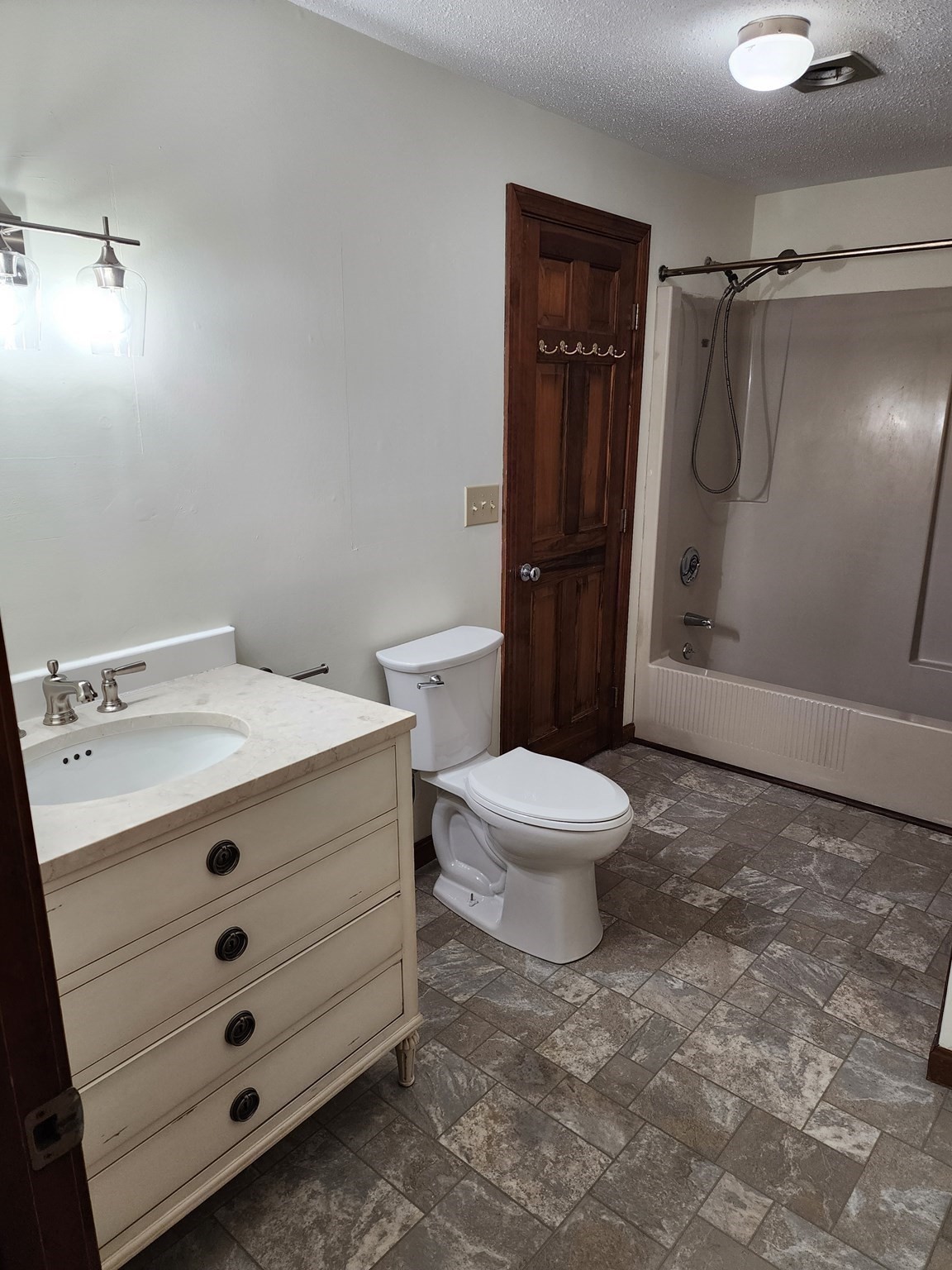 B7 Scotty Hollow Dr # B7 Property Photo 16