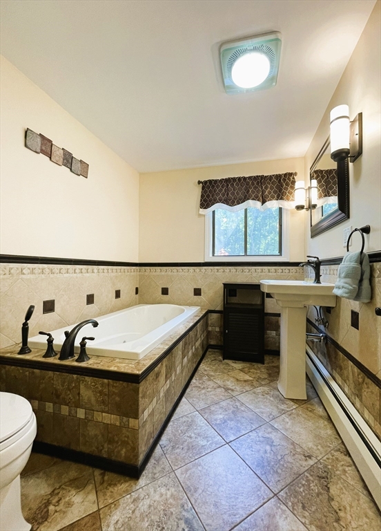 31 Green St Property Photo 6